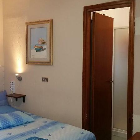 Monolocale Seaside Apartment Reggio di Calabria Exterior foto