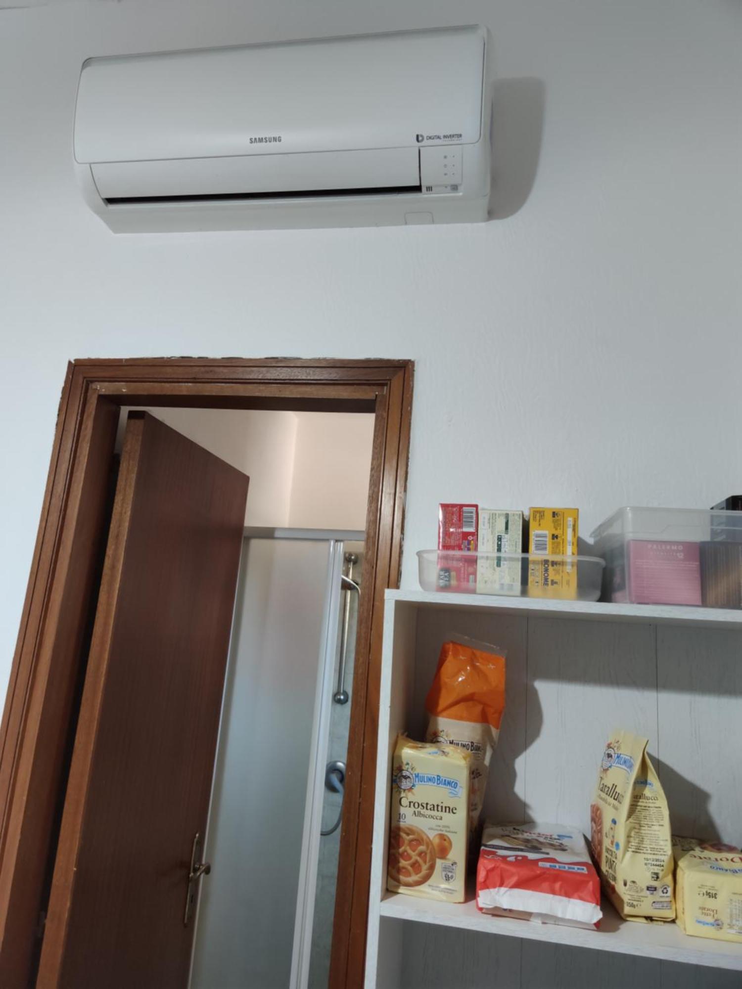Monolocale Seaside Apartment Reggio di Calabria Cameră foto