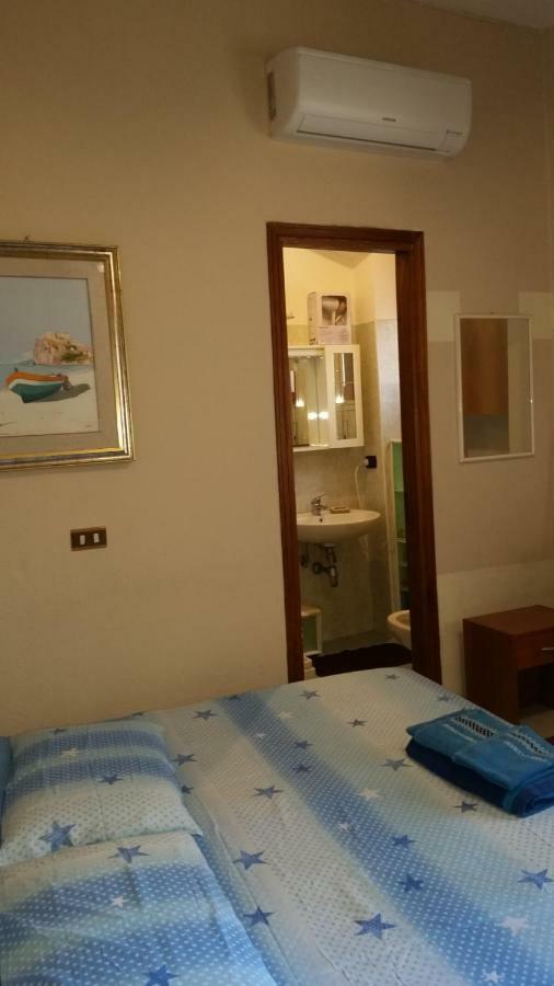 Monolocale Seaside Apartment Reggio di Calabria Exterior foto